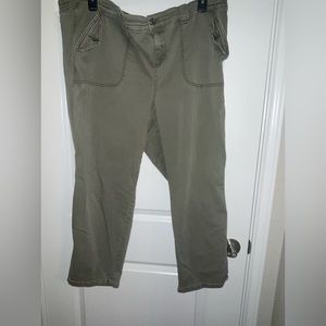Torrid plus size army green Chinos! Size 26